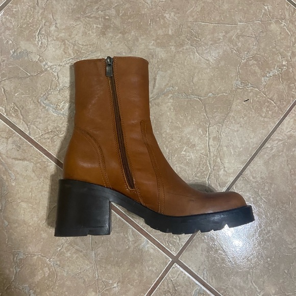 Steve Madden booties - Picture 4 of 8